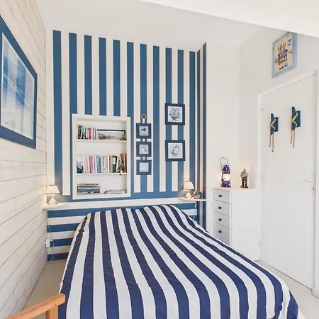 Holiday home 150m De La Plage, Maison Pour 6 Avec Terrasse